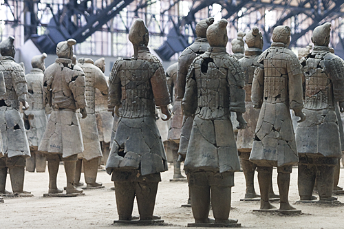 Rear view of soldiers still missing chunks.